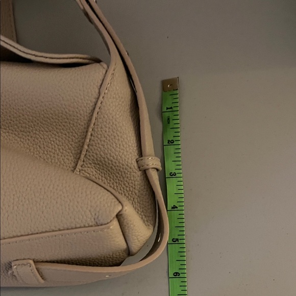 BOSTANTEN Pebbled Leather Shoulder Bag – Cream / Beige - Picture 9 of 10